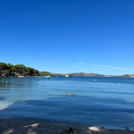 Sea View Apartment-20 M From The Sea Trogir