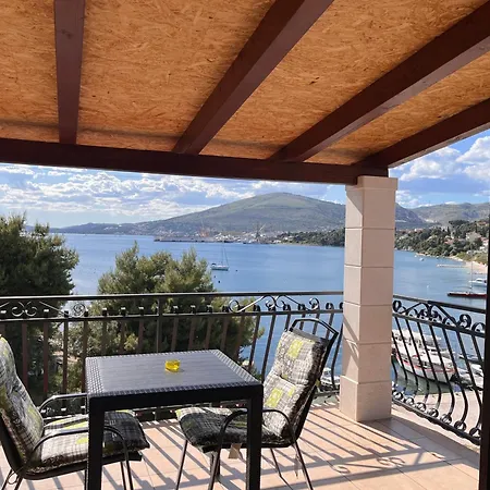 Apartment Sea View Apartment-20 M From The Sea