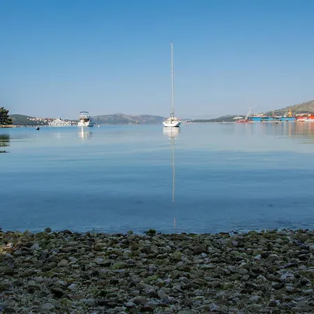 Sea View Apartment-20 M From The Sea Trogir