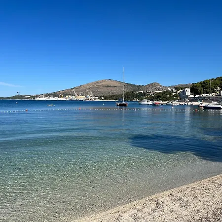 Apartment Sea View Apartment-20 M From The Sea Trogir